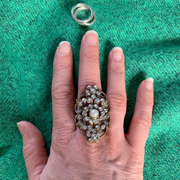 Fun chunky ring! - Picture 2 of 4